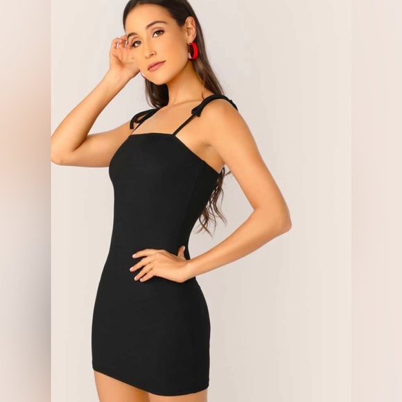 Shein extra small ribbed little black dress - Picture 5 of 5